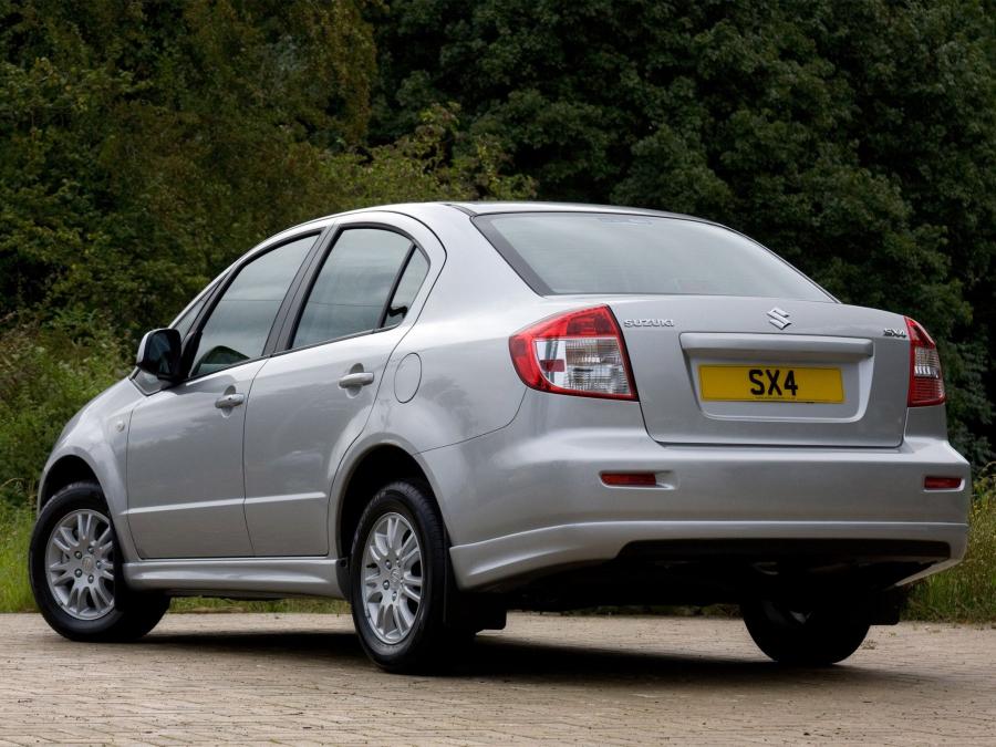  Suzuki SX4 Sedan 2009 года  (UK) (фото 3 из 4)